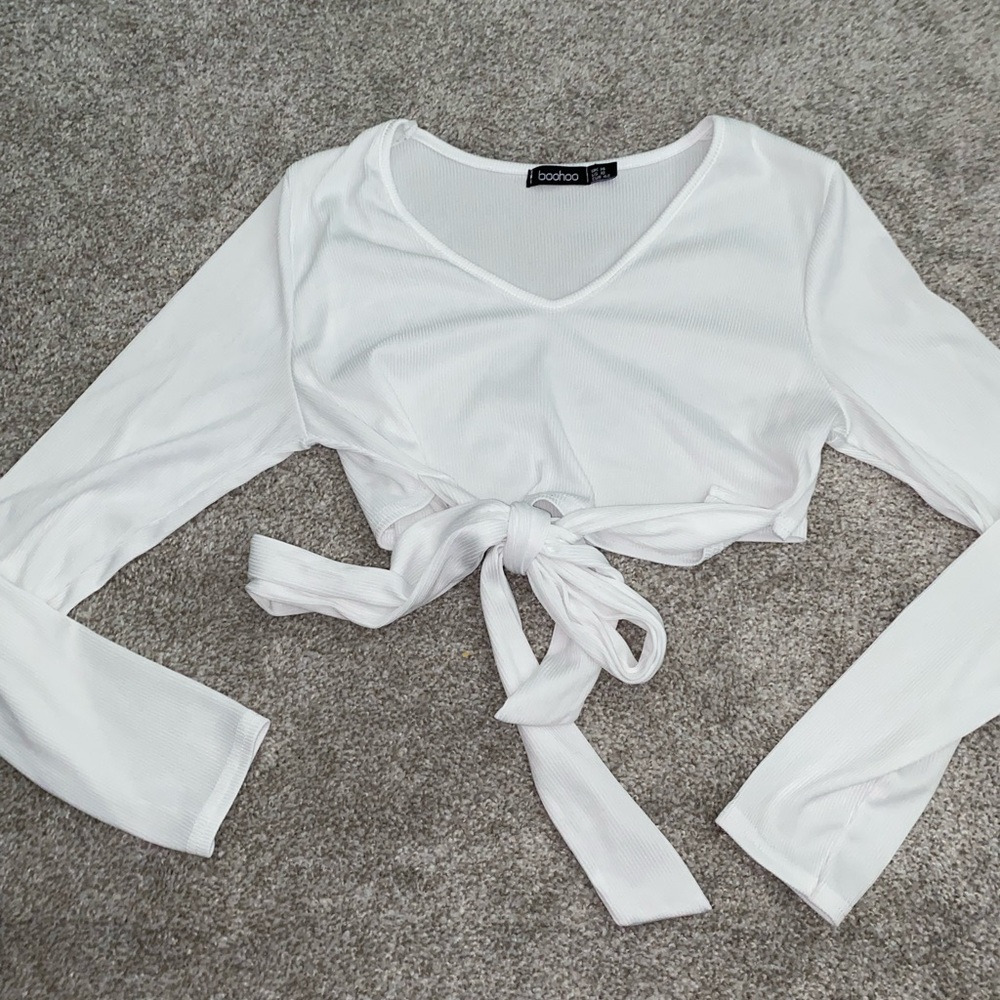 FASHION NOVA CROPPED LONG-SLEEVE